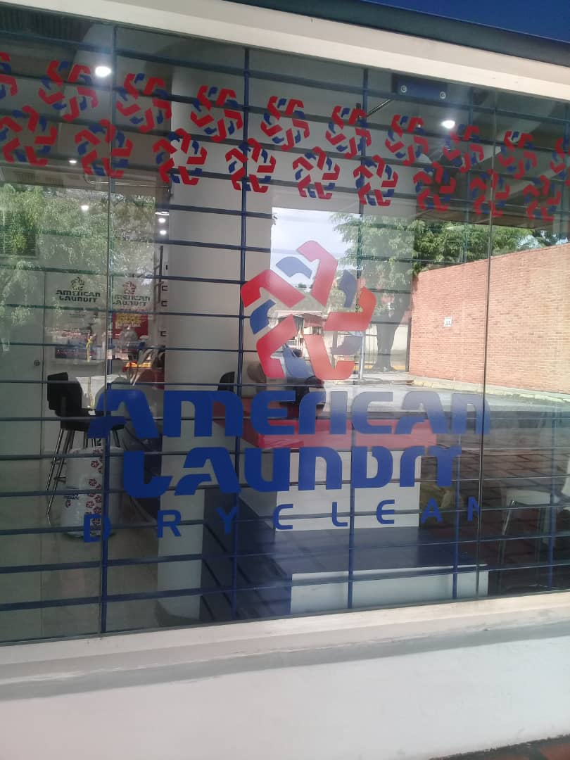 Local de American Laundry en el CC Prebo
